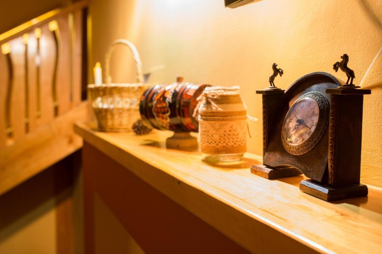Casa Neagu Hotell Covasna Eksteriør bilde