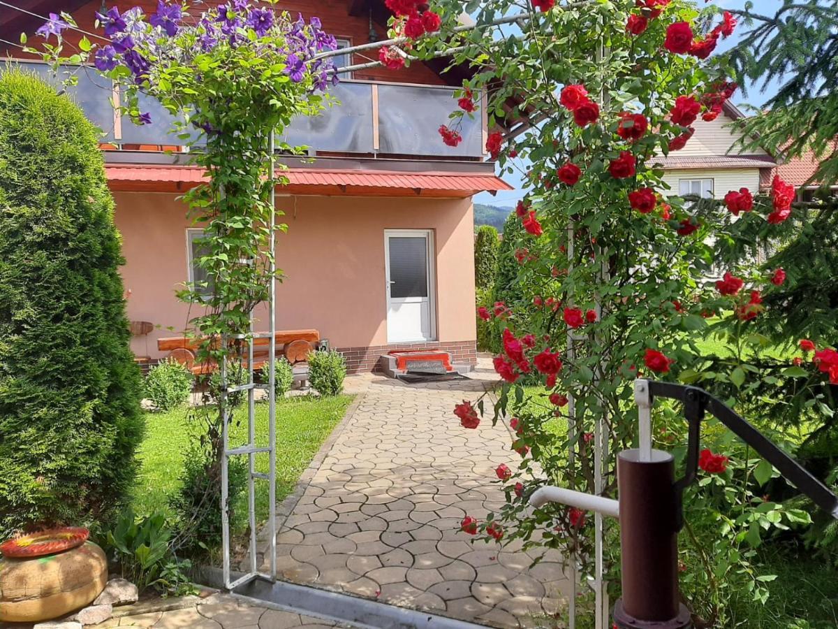 Casa Neagu Hotell Covasna Eksteriør bilde