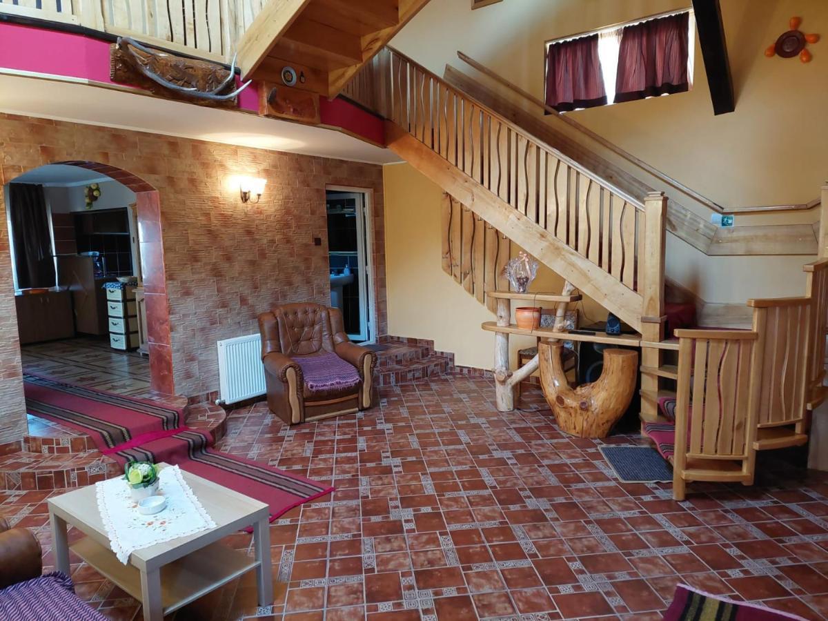 Casa Neagu Hotell Covasna Eksteriør bilde