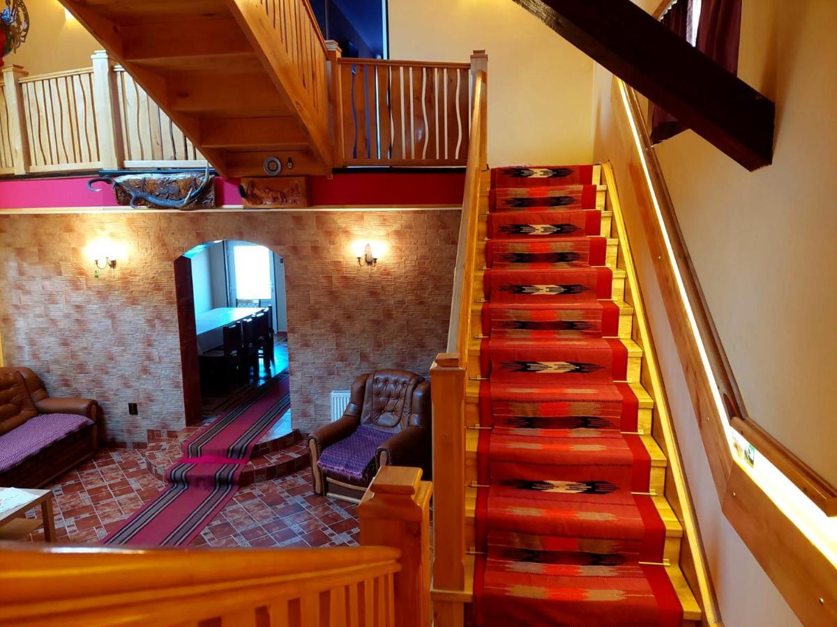 Casa Neagu Hotell Covasna Eksteriør bilde
