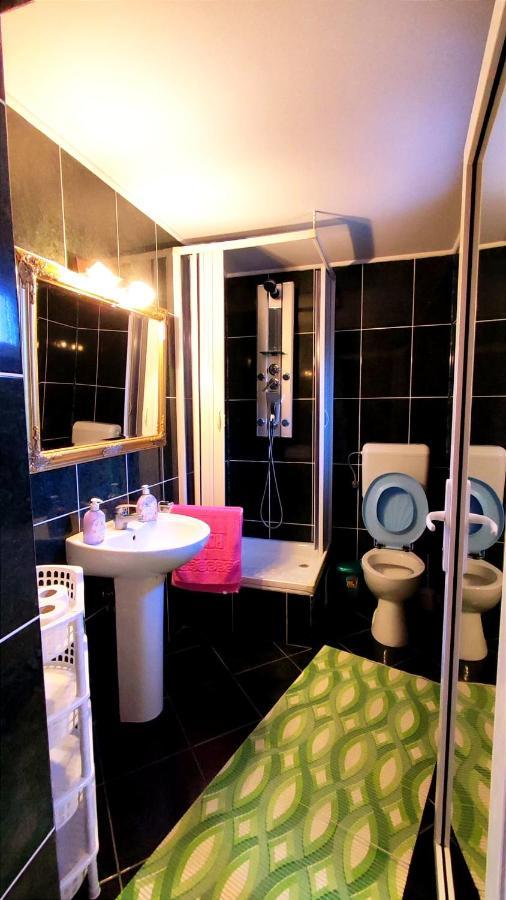 Casa Neagu Hotell Covasna Eksteriør bilde